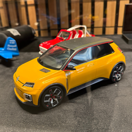 Le Défilé Renault Paris 2025