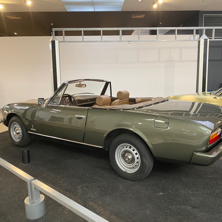 Peugeot 504 Cabriolet au Musée de l'Aventure Peugeot.