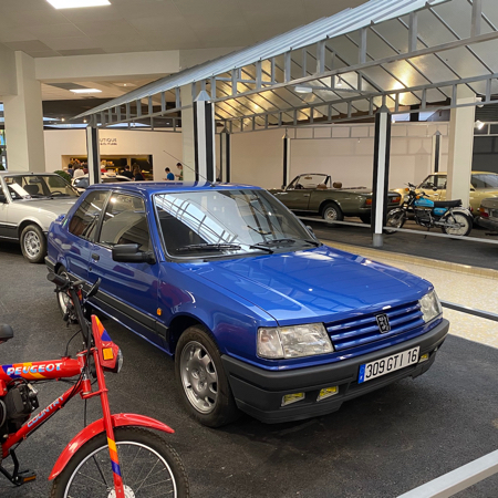 Peugeot 309 GTI 16 1993 au Musée de l'Aventure Peugeot.