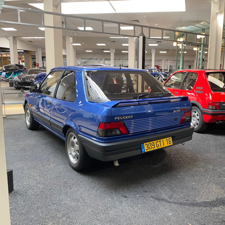 Peugeot 309 GTI 16 1993 au Musée de l'Aventure Peugeot.