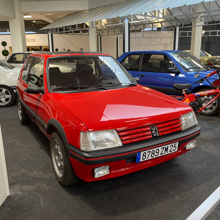 Peugeot 205 GTI 1.9 1994 au Musée de l'Aventure Peugeot.