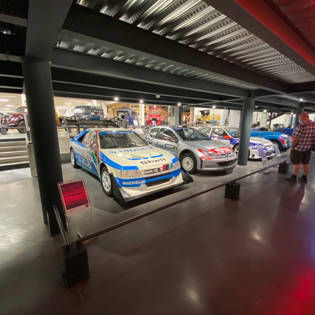 Peugeot 405 T16 Pikes Peak 1988-1989 au Musée de l'Aventure Peugeot.