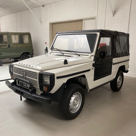 Peugeot P4 Civil 1991 au Musée de l'Aventure Peugeot.