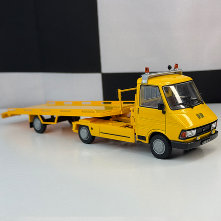 Numéro 18 : Citroën C35 Lohr Plateau et Semi '81