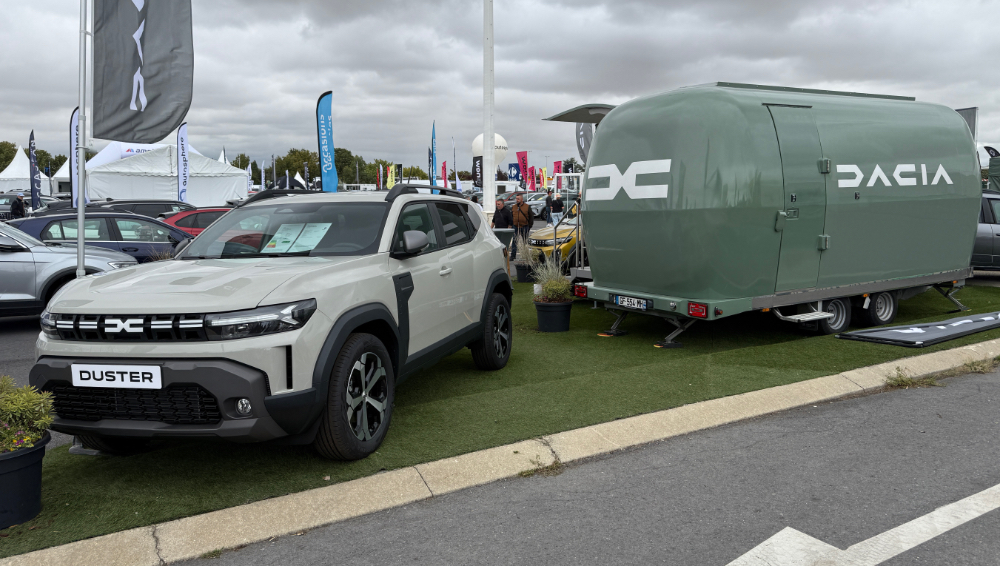 Zoom sur le Giftpack Dacia Duster 2026 de chez Majorette !