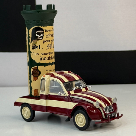 Numéro 9 : Citroën 2CV AZU Pick-Up Colonne Morris '61